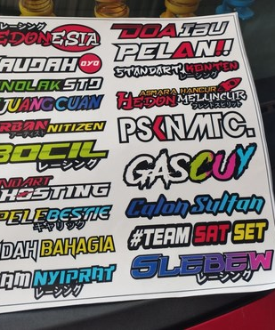 bikin sticker group di singaraja
