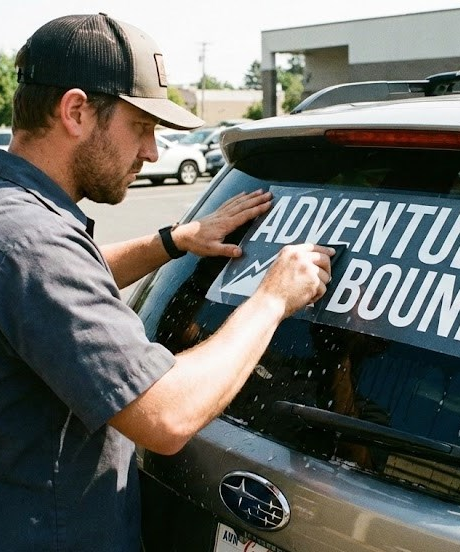 sticker kaca mobil nama usaha murah di singaraja